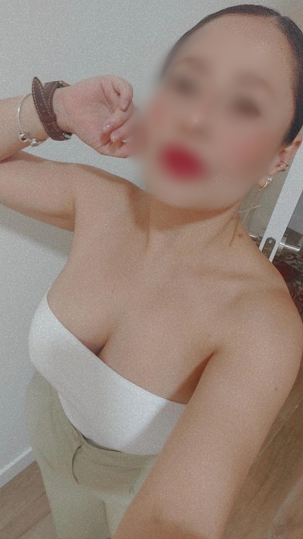 RECIEN LLEGADA LINDA COLOMBIANA FIESTERA 613593880 CIUDAD REAL