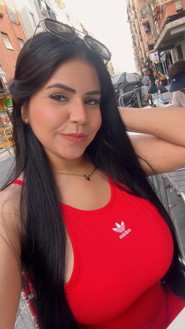 NATASHA ENCANTO DE MUJER VENEZOLANA