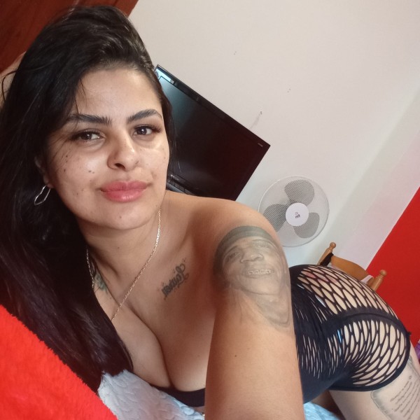 Chica encantadora , nueva en tu ciudad