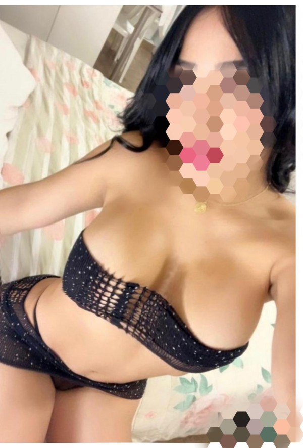 Escort joven tetona y fiestera 2h 150€ Bilbao