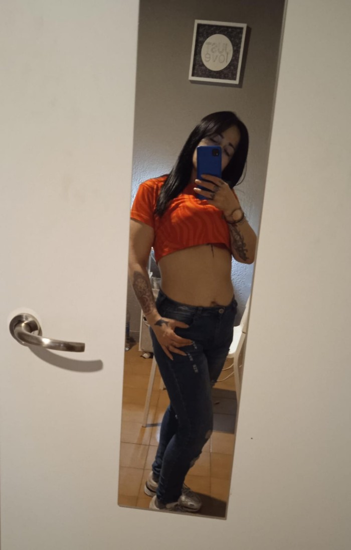 BRENDA SENSUAL NIÑATA EN MATARO 24 HORAS