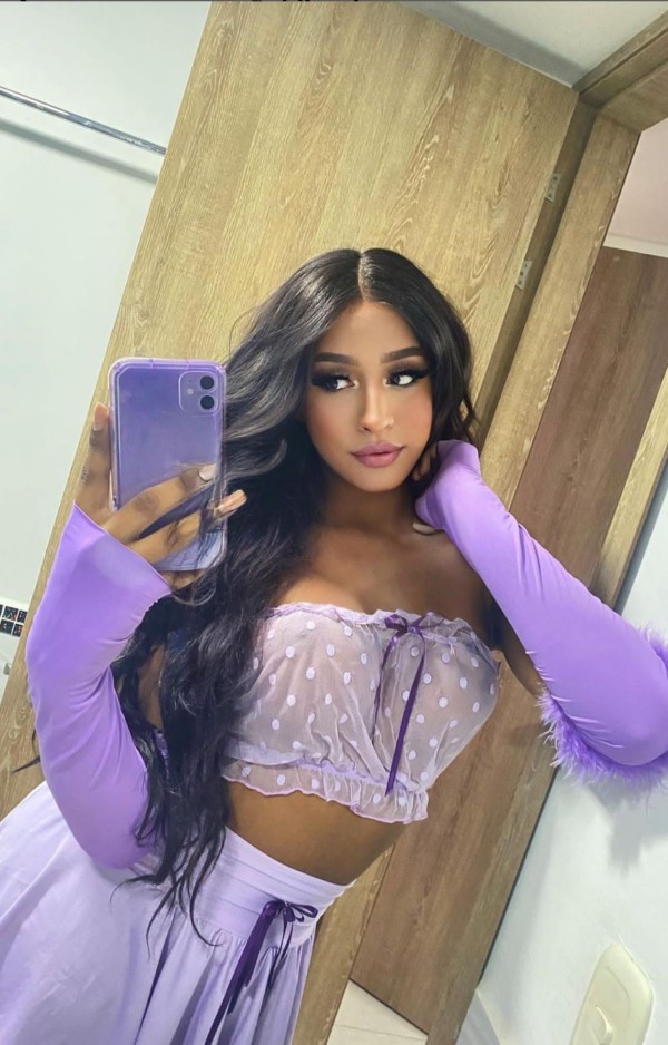 SARA COLOMBIANA GUAPA Y DIVERTIDA VEN Y DISFRUTA DE MUCHO PLACER