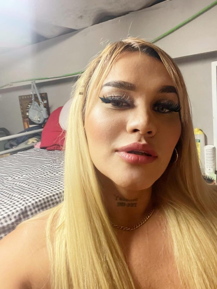 Oriana 23 años chica TRANS Sexy y SENSUAL