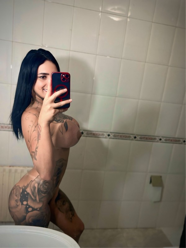 LUANNY TRANS GUAPA MUY FEMININA SIEMPRE LISTA PARA DIVERSIÓN