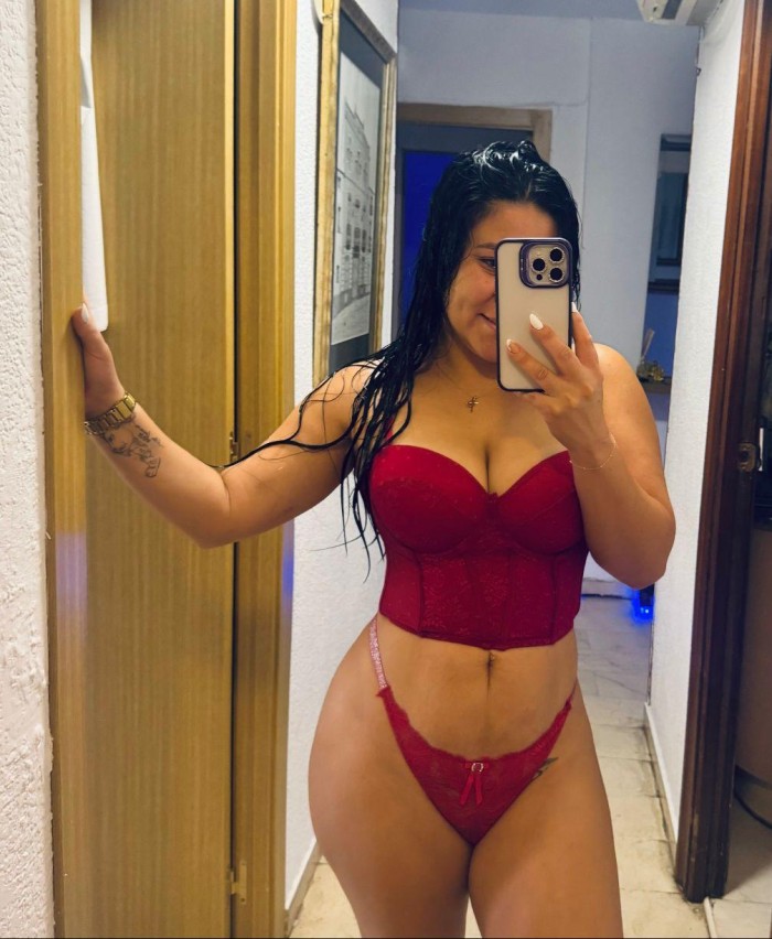 toda una bomba sexi de mujer