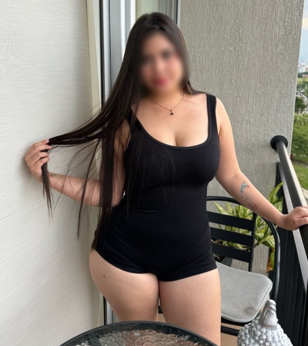 Hola soy Gaby jovencita curvy de 20 años