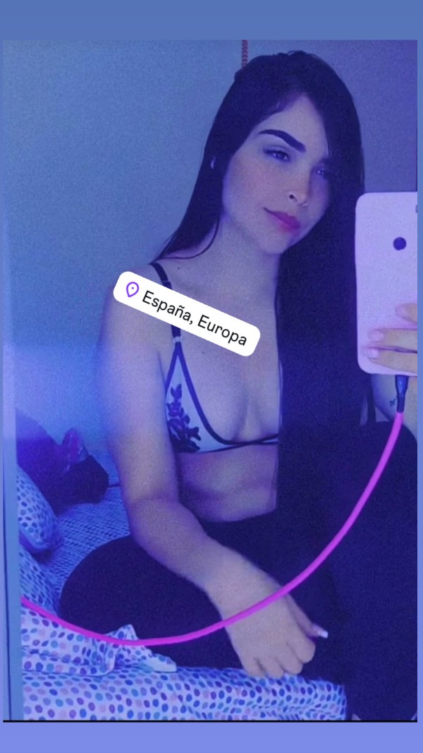 Camila Novedad ️Colombiana Estudiante Con Piso Discreto