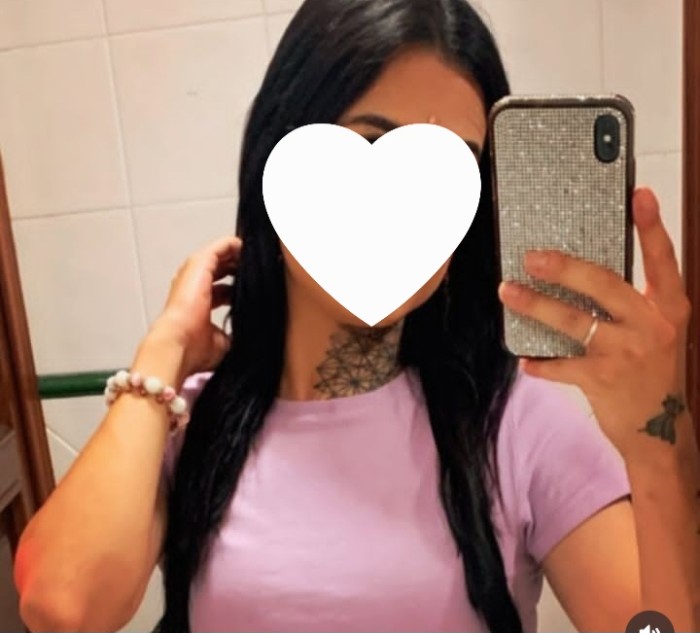 Sarita Masaje delgada latina ardiente