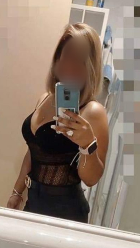 SOFIA GUAPA SENSUAL Y JUGUETONA QUE TAL UNA FIESTA