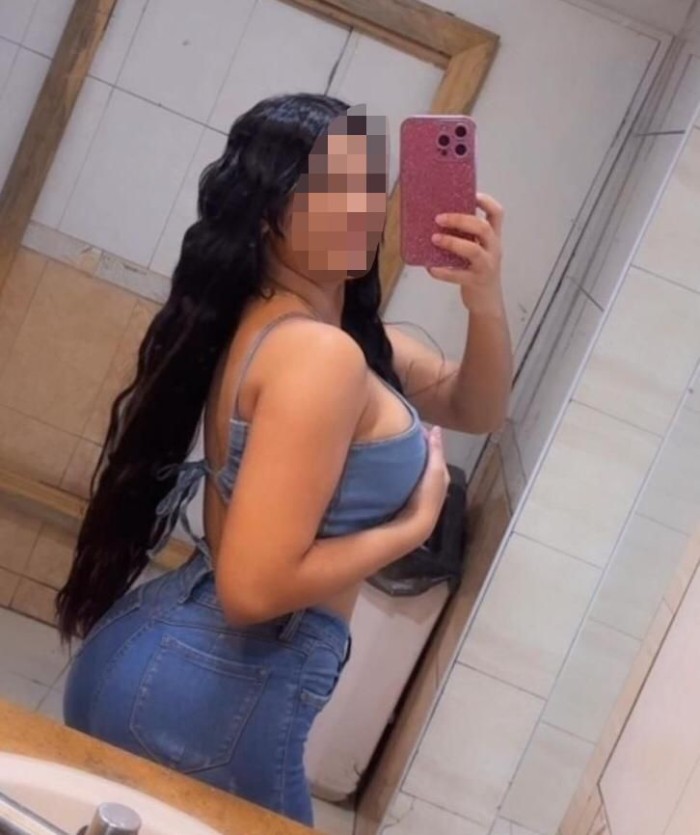 Hermosa colombiana trato de novios sin prisas