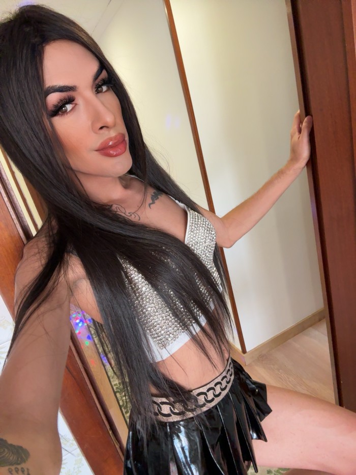 FERROL FERROL TRANZ JOVEN DISPONIBLE LAS 24HR  POLLONA 20 cm