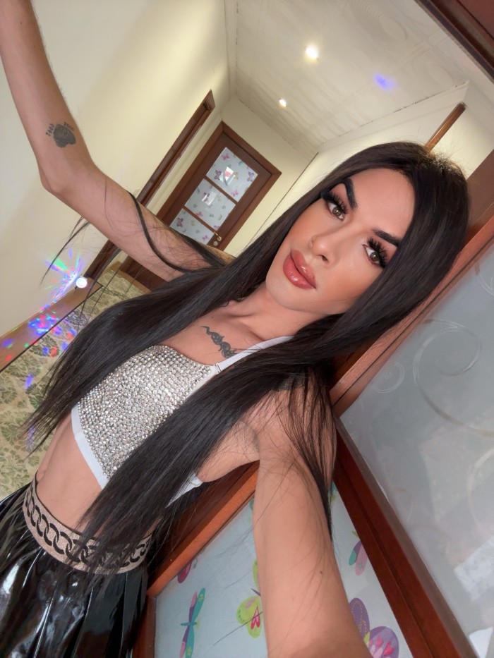 FERROL FERROL TRANZ JOVEN DISPONIBLE LAS 24HR  POLLONA 20 cm