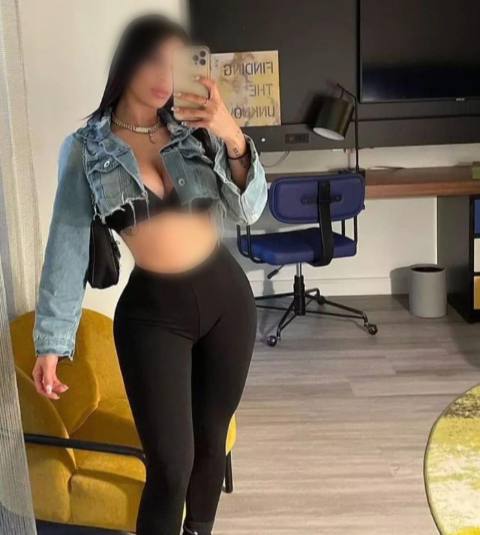 EN DENIA  SABRINA  UNA MORENA EXÓTICA PARA QUE TE