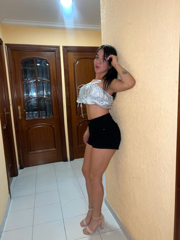 DANIELA 23 AñOS GUAPA CALIENTE MORBOSA