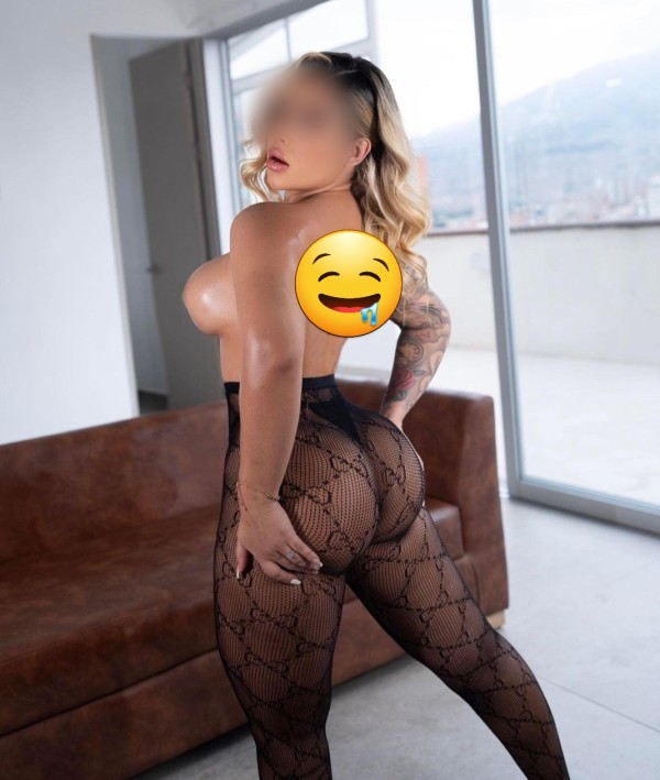 MELANY LATINA NOVEDAD PRUEBA MI RICO Y MAJADO CULO