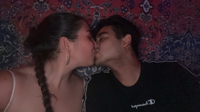 Pareja para trío o intercambio