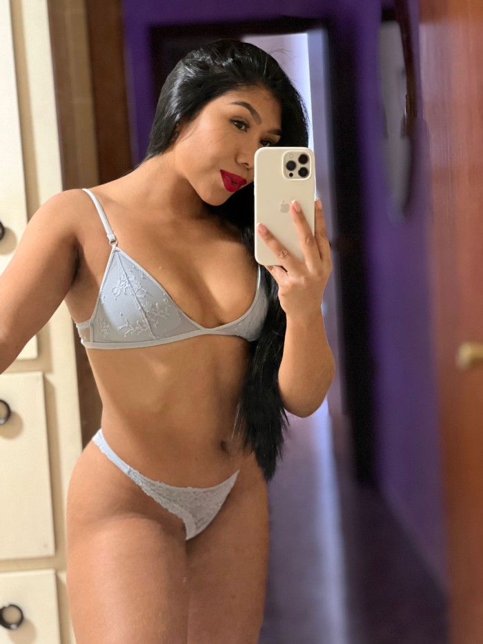 SEXY MORENITA