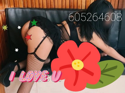 Joven guapa chica latina novedad ven a conocerme