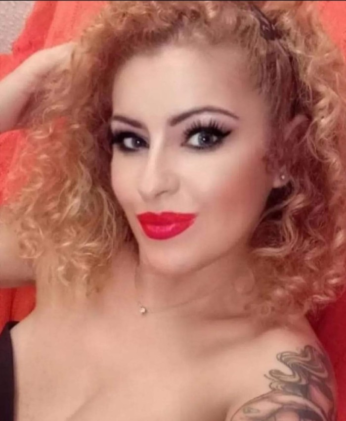 MADURITA ESPAÑOLA VENDO CONTENIDO XXX