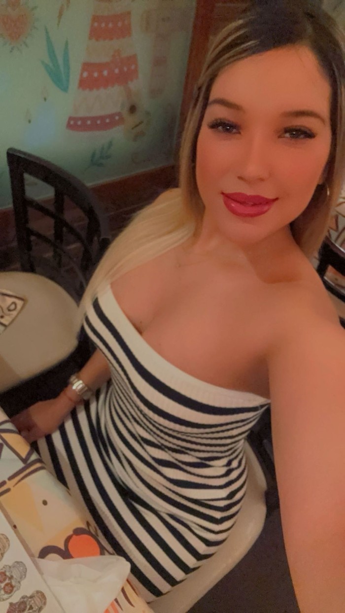 RUBIA ATREVIDA EN GRANADA PURO PLACER