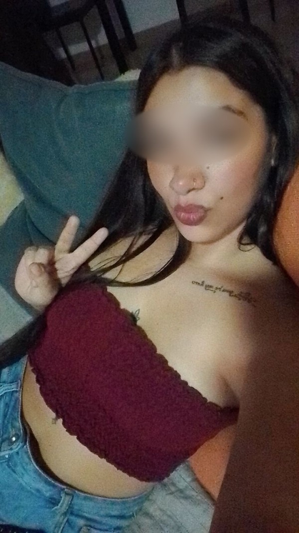 Ahinoa, 22 años, Dulzura Española en Aguadulce, Almería