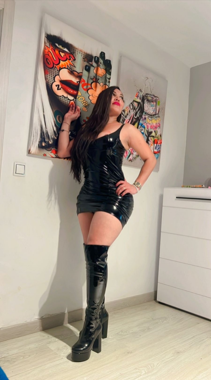 DIOSA SENSUAL ARDIENTE FIESTA A TOPE NOVEDAD IBIZA