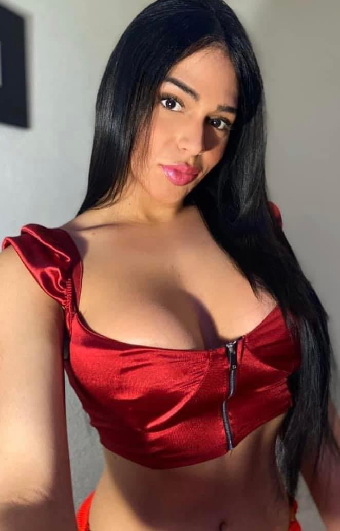 Real trans bombom jovencita Alessa Grandota