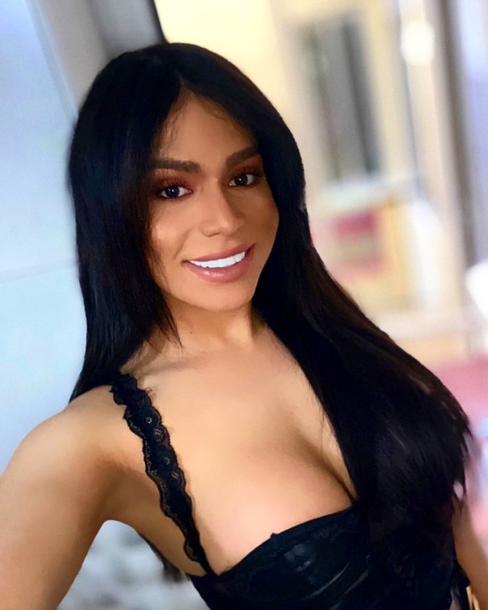 Real trans bombom jovencita Alessa Grandota