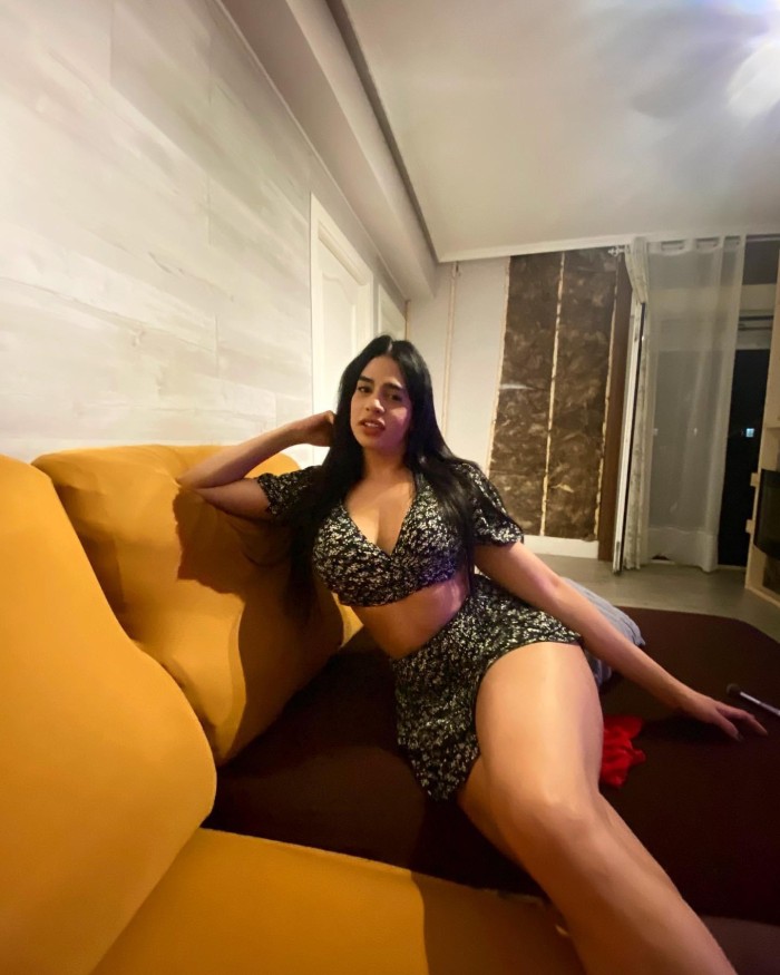 Real trans bombom jovencita Alessa Grandota