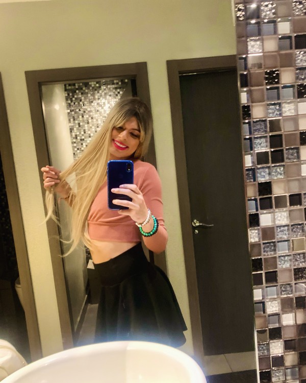 ALEJANDRA LINDA JOVENCITA TRANS RUBIA SEXY CALIENTE