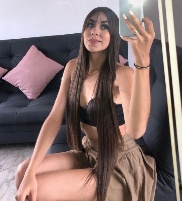 fotos reales soy auténtica NIÑATA SEXI Y CACHONDA BESOS COM LENGUA