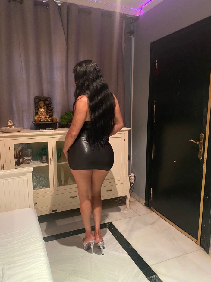 Lorena trans hermosa disponible ya mismo amor