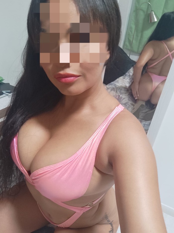 Sexy Juguetona Mulata 24 Horas