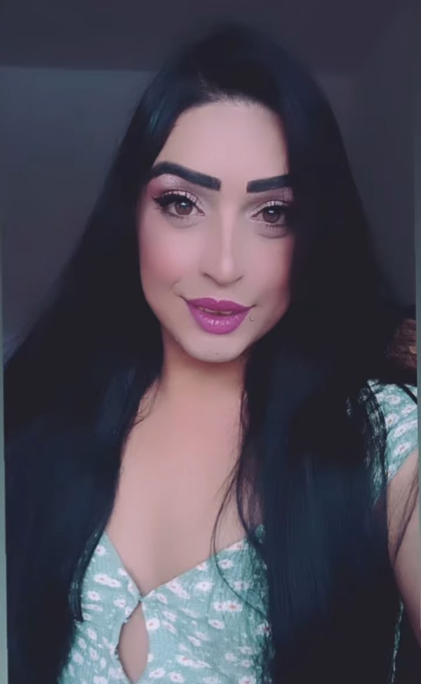 Hola soy una chica trans colombiana recién llegada