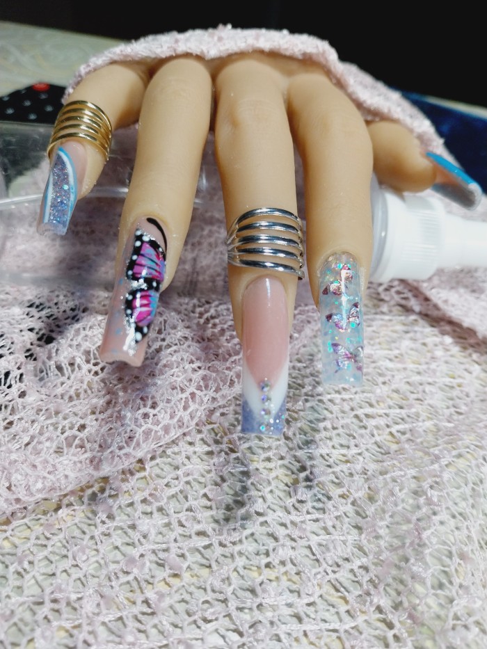 Uñas acrílicas pedicura