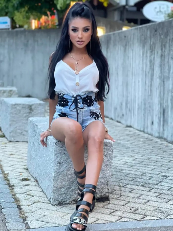 Xxx AISHA UN CUERPO  BUENO