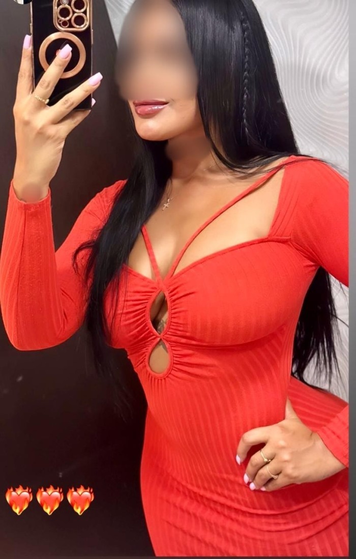 NOVEDAD DELICIOSA LATINA REINA DEL SEXO 24 HORAS