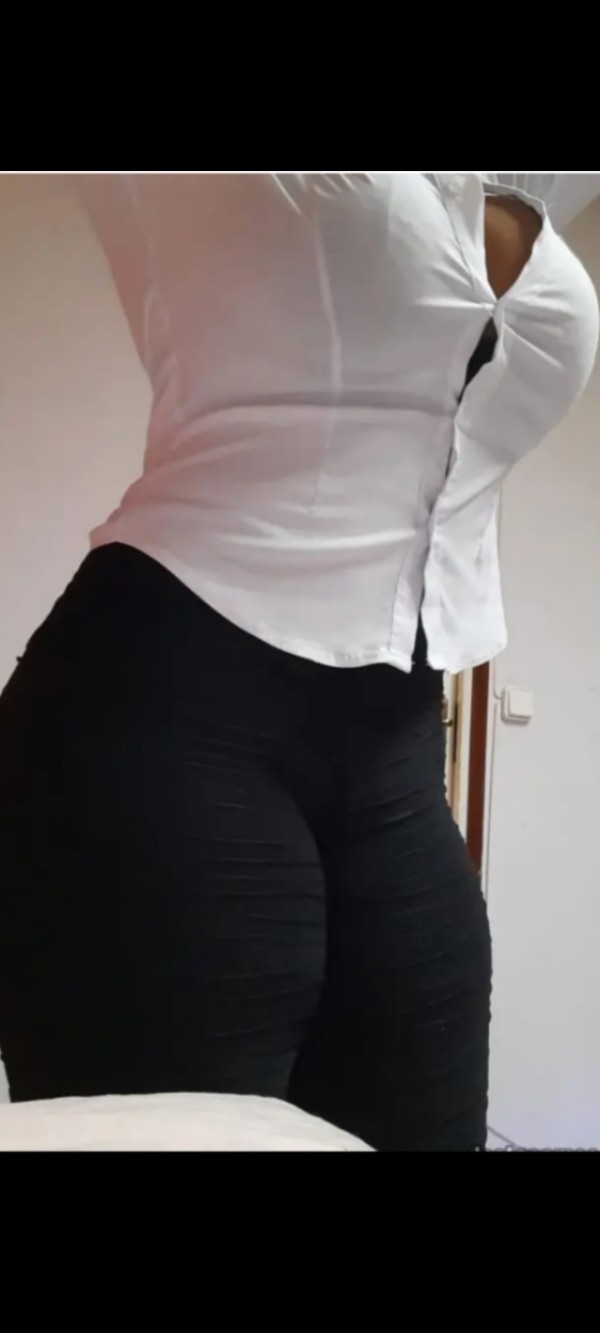 SEXO y masajes discreta particular te recibo sola