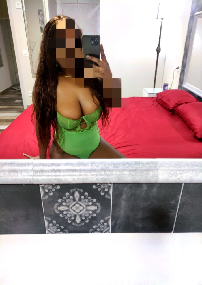 Saray colombiana fotos reales recién llegada