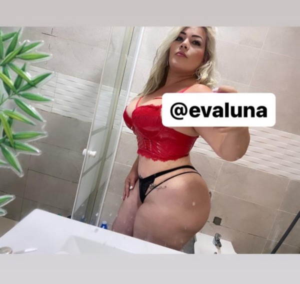 EVALUNA RUBIA COLOMBIANA MUY COMPLACIENTE