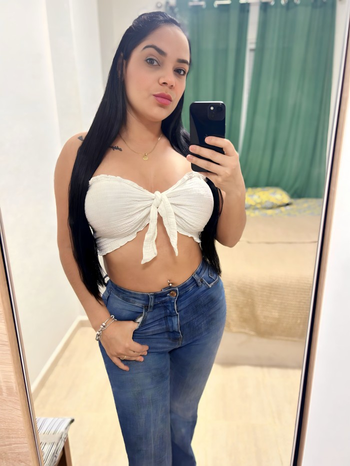 Besos, 69, latina 100% real, implicada 40€