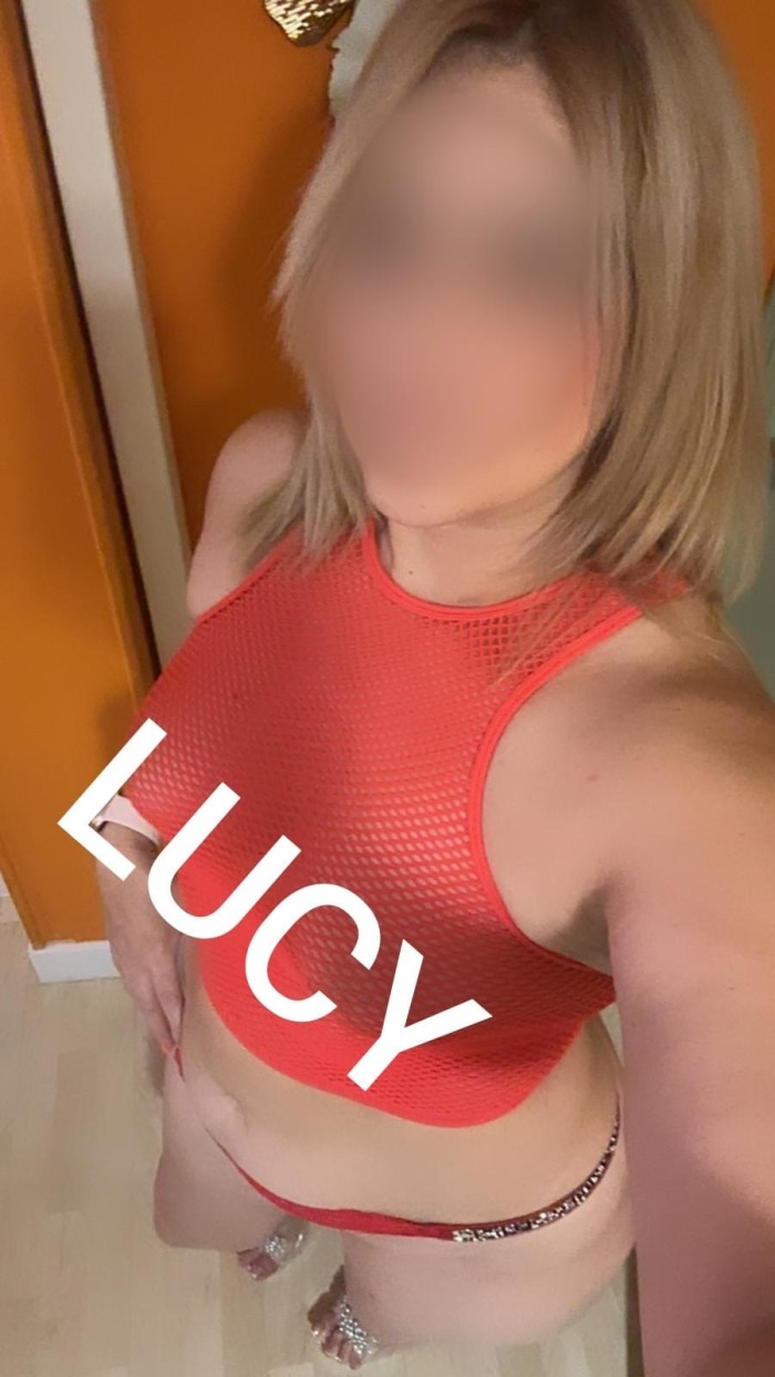 Lucy colombiana ardiente con curvas en valdemoro