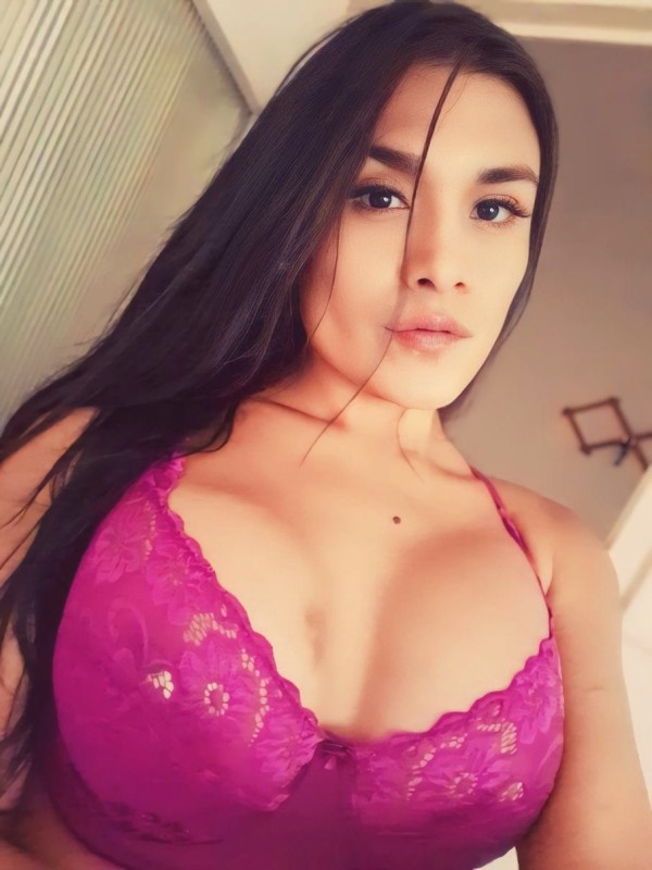 Trans latina potente muy sexy