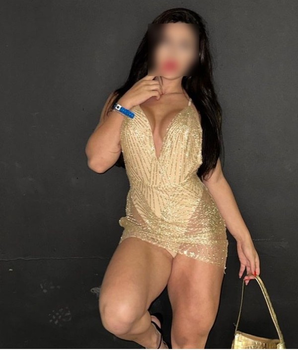 Camila  fiestera solo salidas hoteles casa 24H