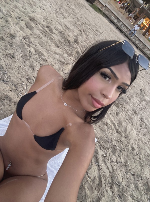 Chica trans joven