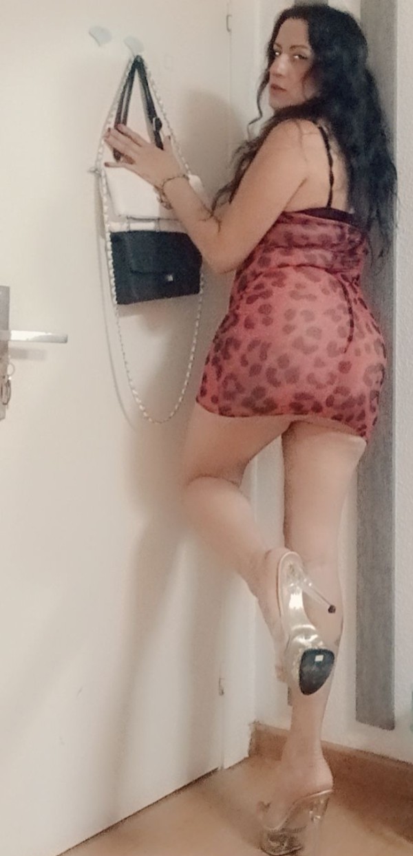 Ivon trans fiestera y muy completa disponible 24 h