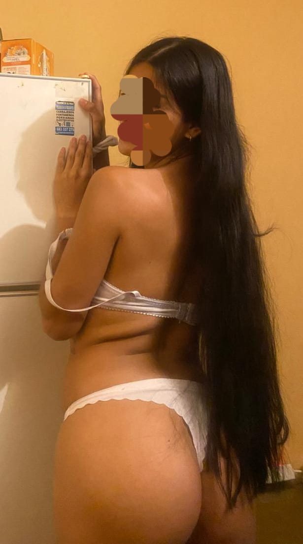 JOVEN Y DELICIOSA