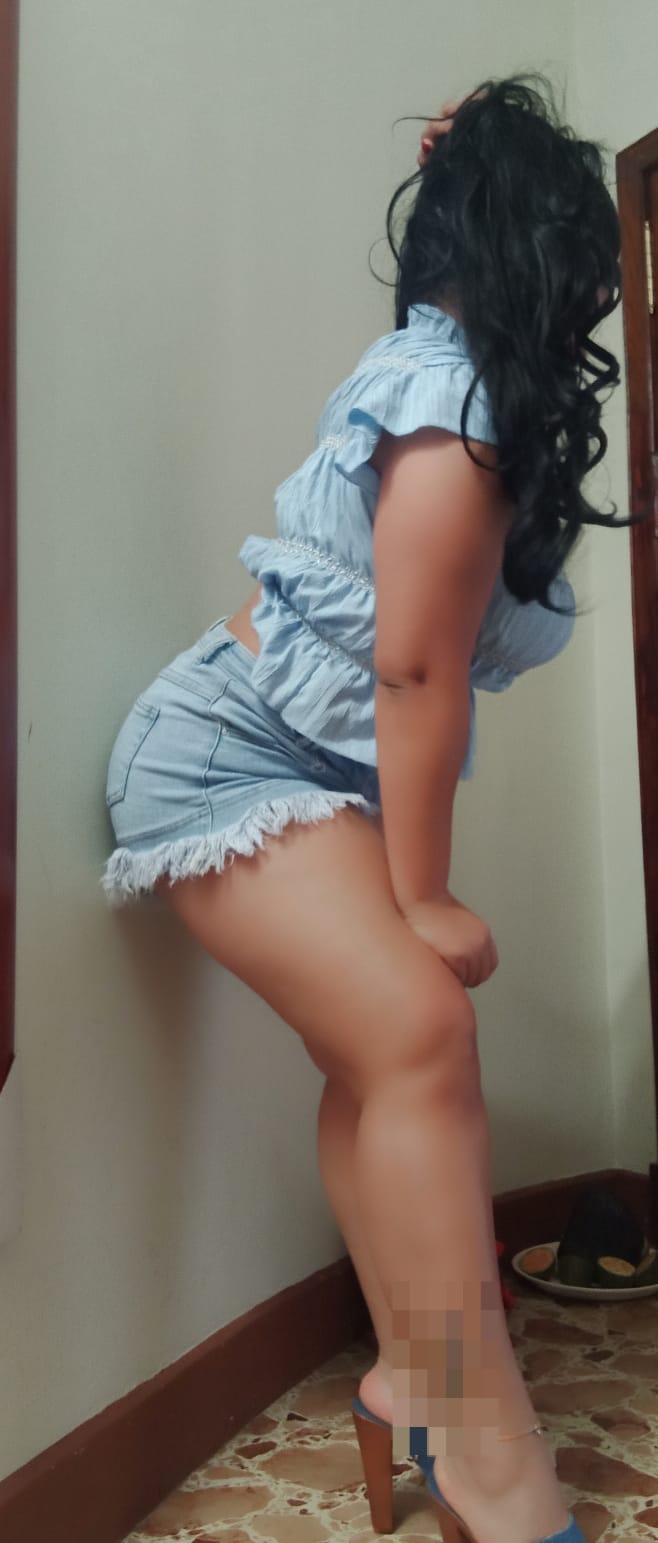 NOVEDAD CHICA LATINA