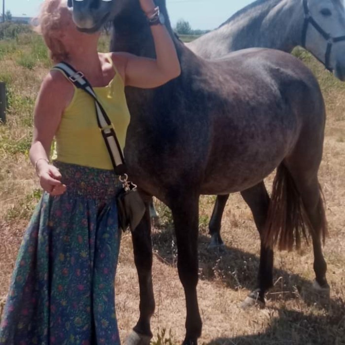 Española, madurita. Experiencia para complacerte