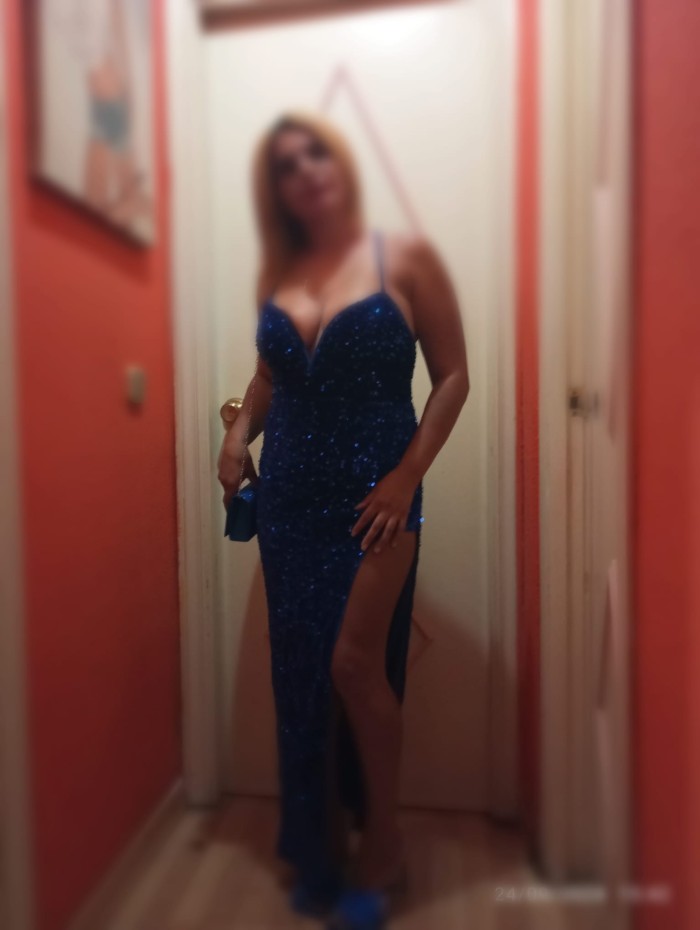 Mujer Ardiente sensual y juguetona 633715057